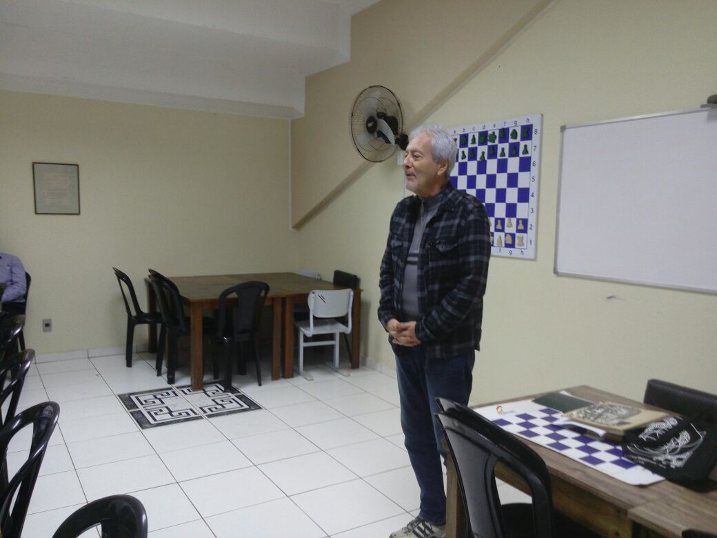 Foto do palestrante do encontro - Lincoln Lucena.