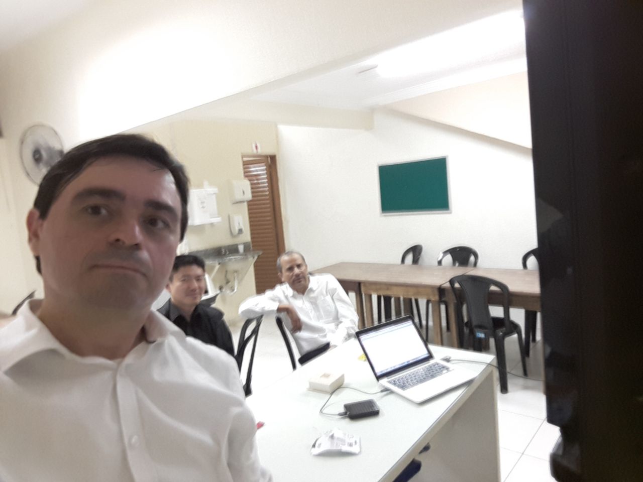 Foto de enxadristas presentes no encontro.